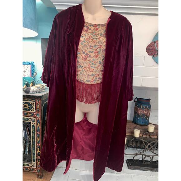 VINTAGE BURGUNDY VELVET OPERA COAT JACKET - Picture 2 of 7
